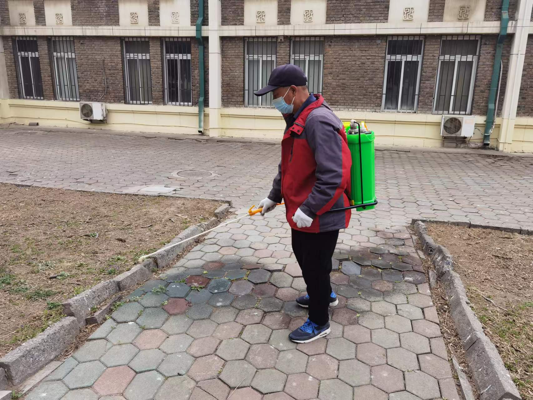 5f7140a491b389337076de318c6b8ea