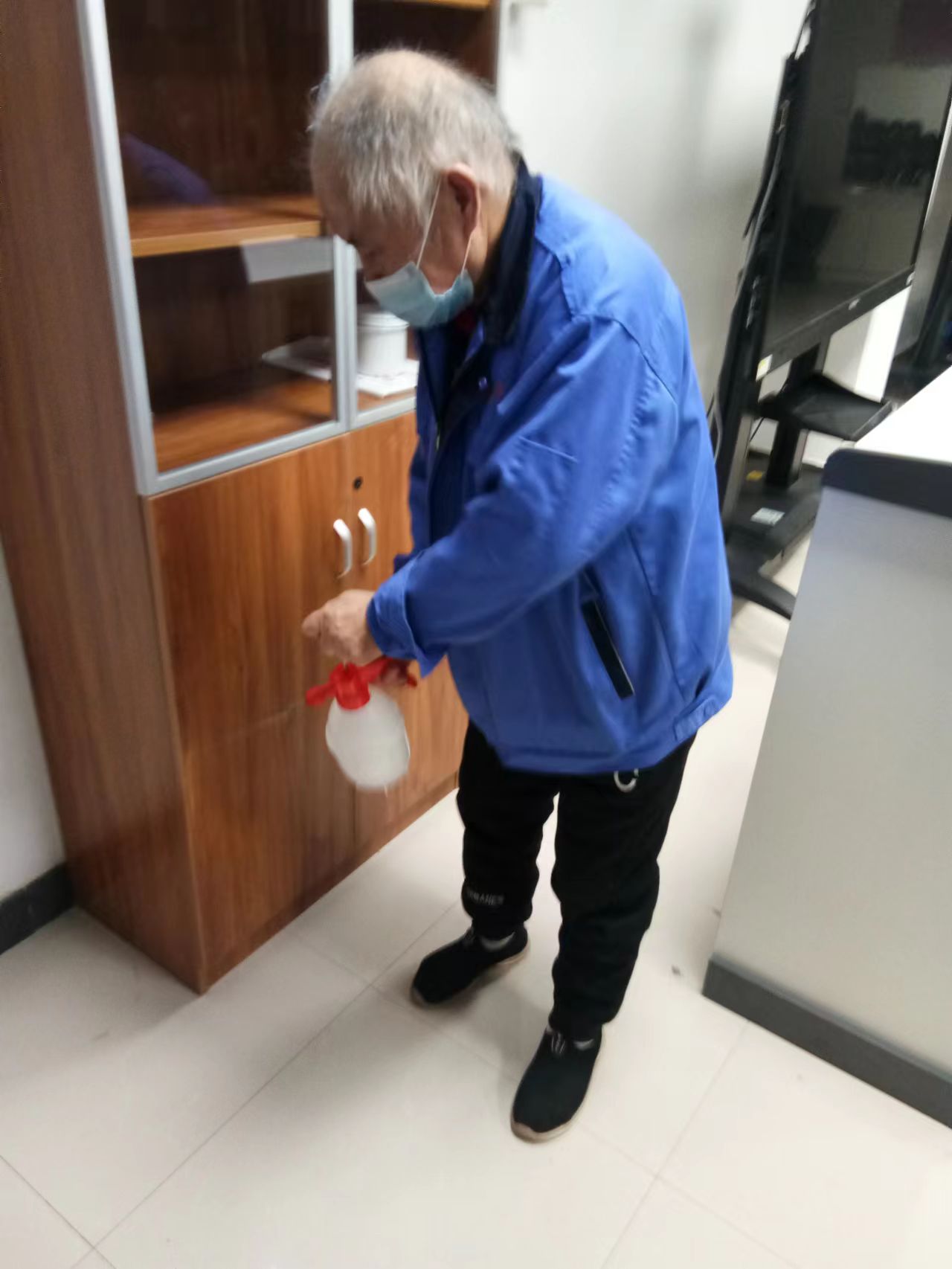 5a94b303b5a785a70d0e4f9c898ff9a