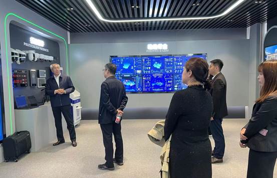 f29b0c36e7f3b489542c15f51a4144d