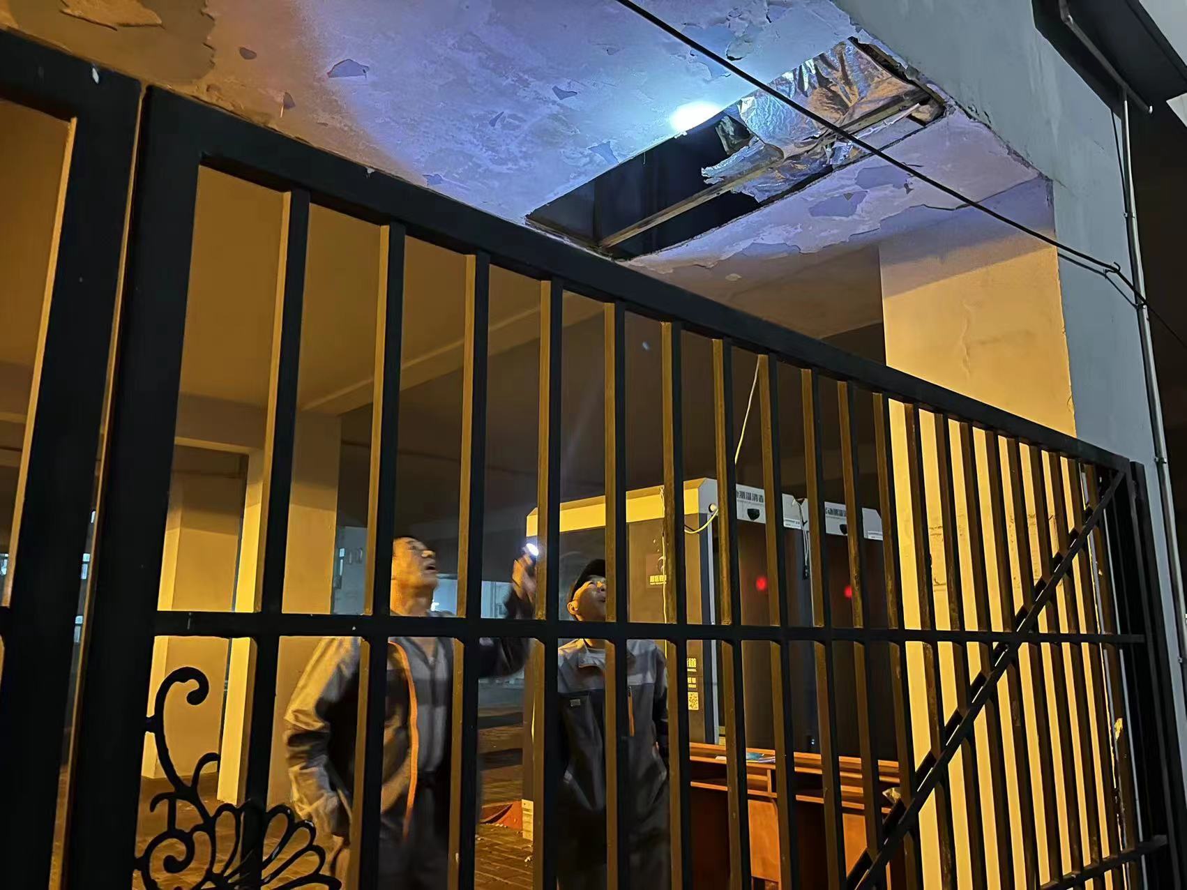 acaf4b952286f41385d34c7eb13f7fc